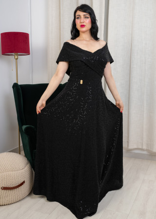 فستان سواريه أسود أنيق